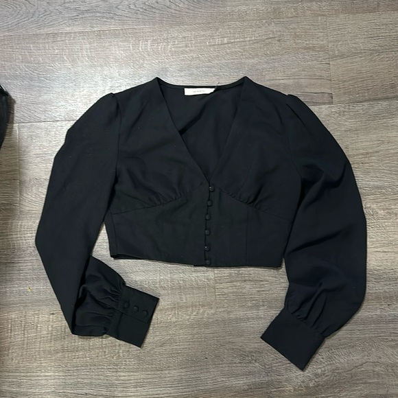 Black Crop - Picture 1 of 1